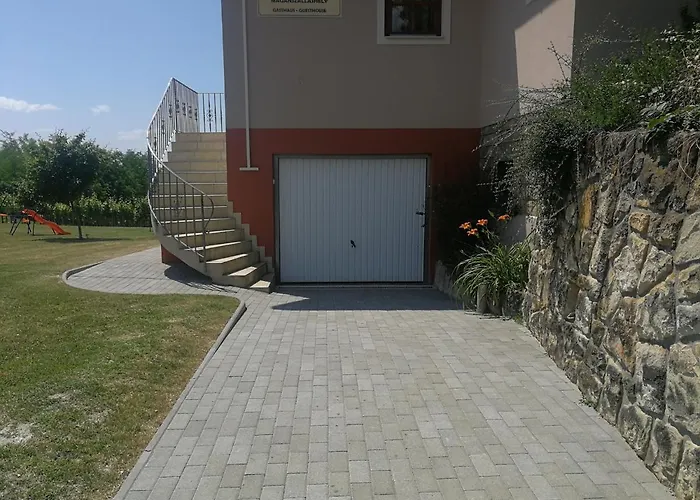Bottyahát *